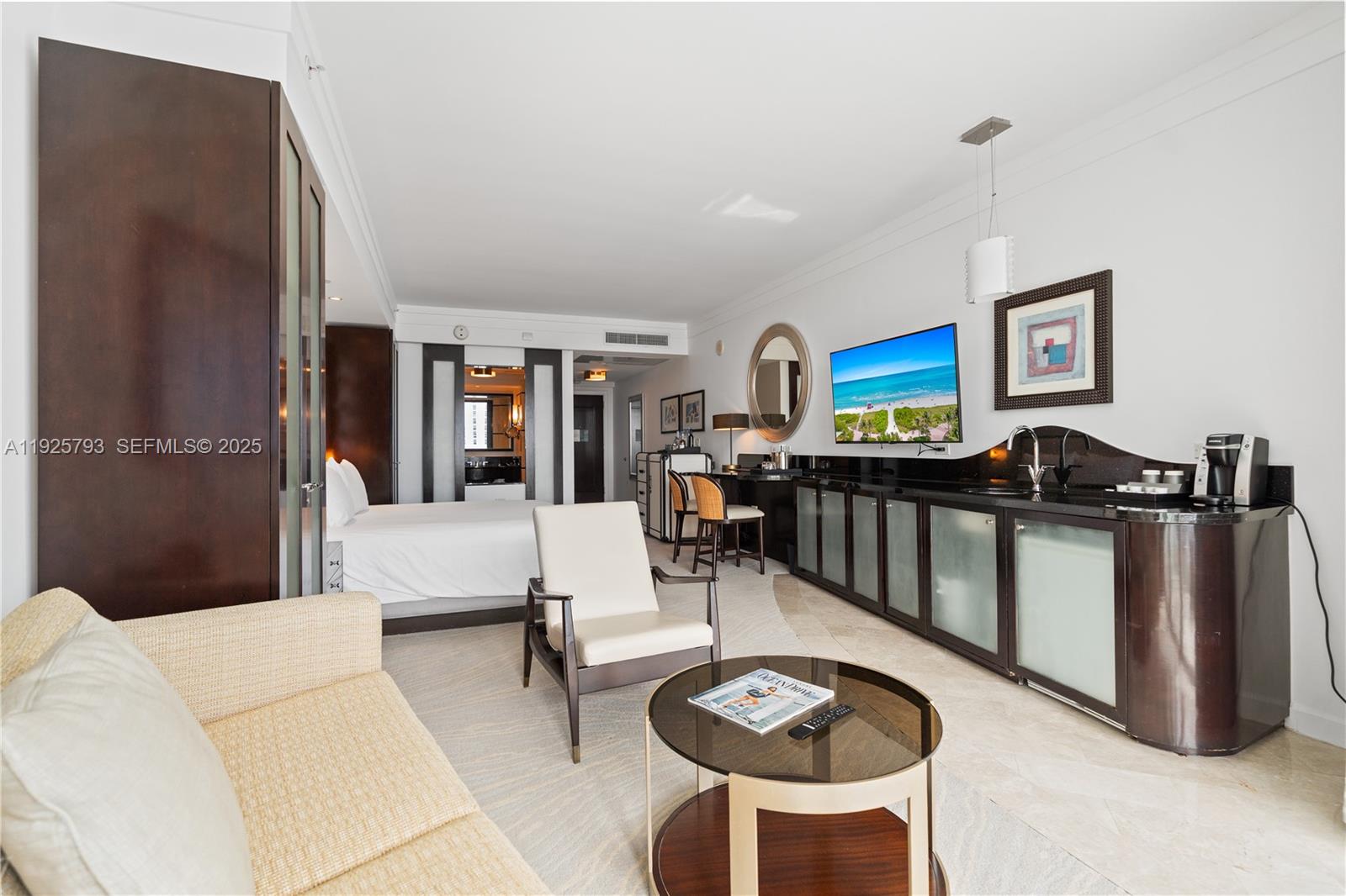 FONTAINEBLEAU III OCEAN C - Residential