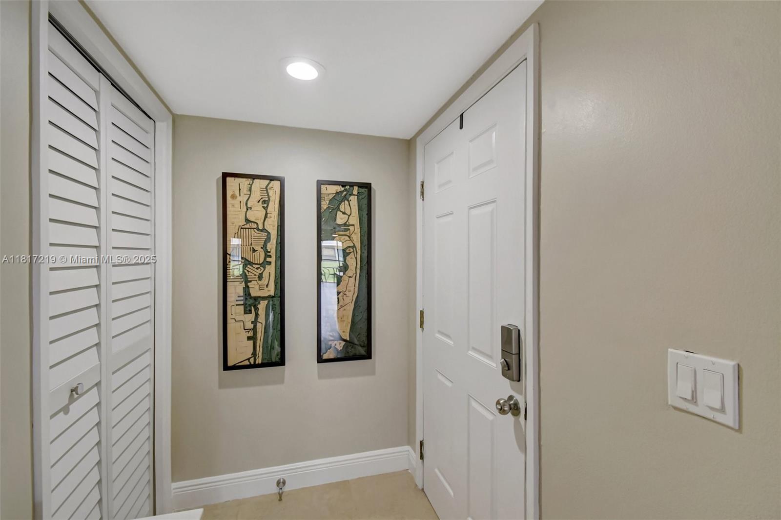 441 Lakeview Dr 103