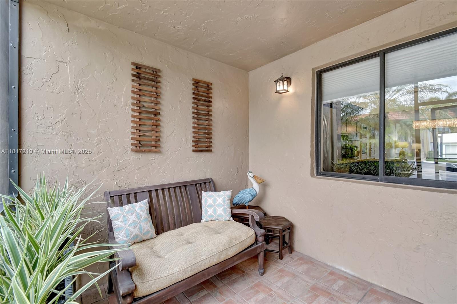 441 Lakeview Dr 103