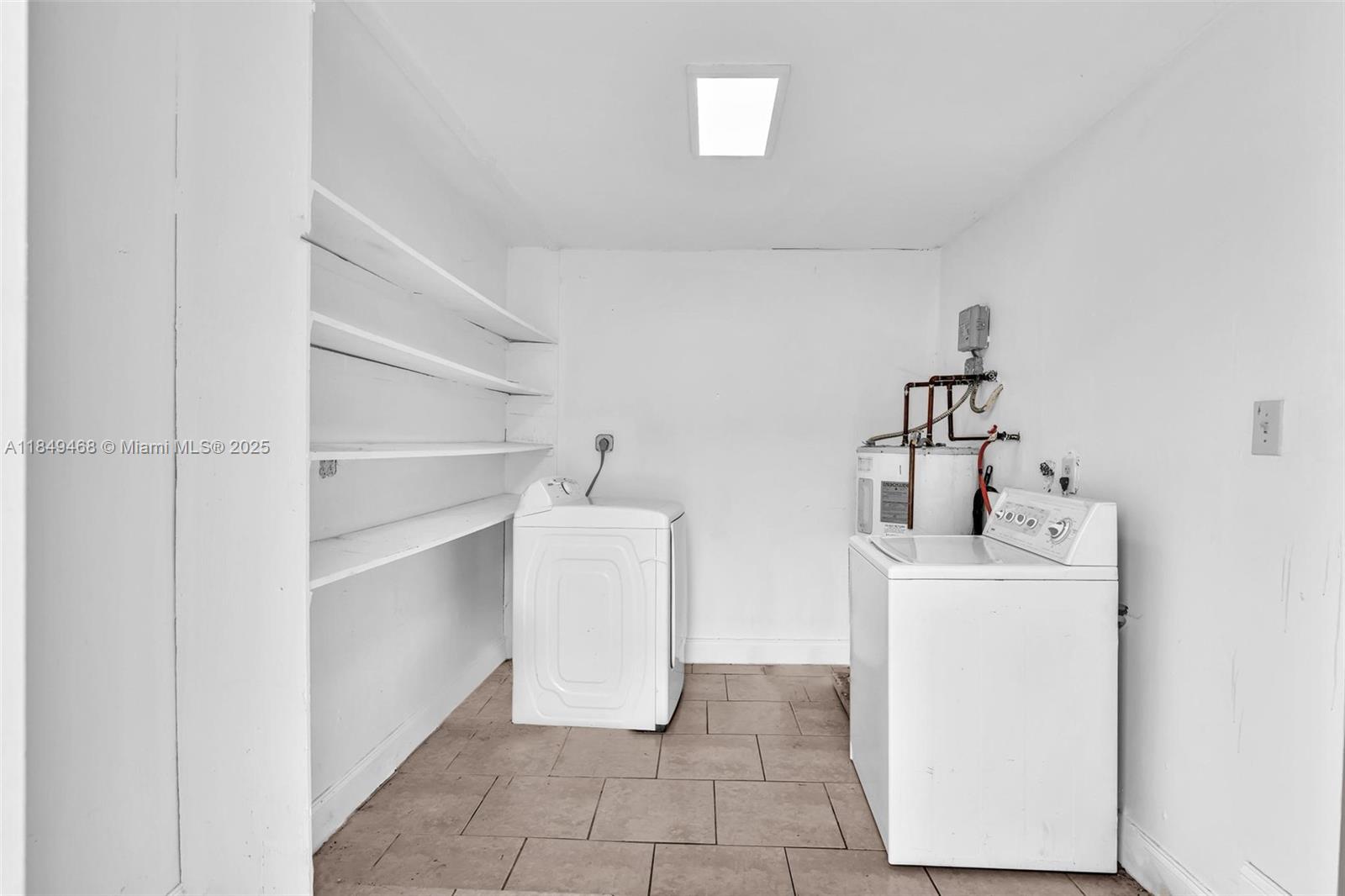 STRATHFORD HEIGHTS - Residential Lease