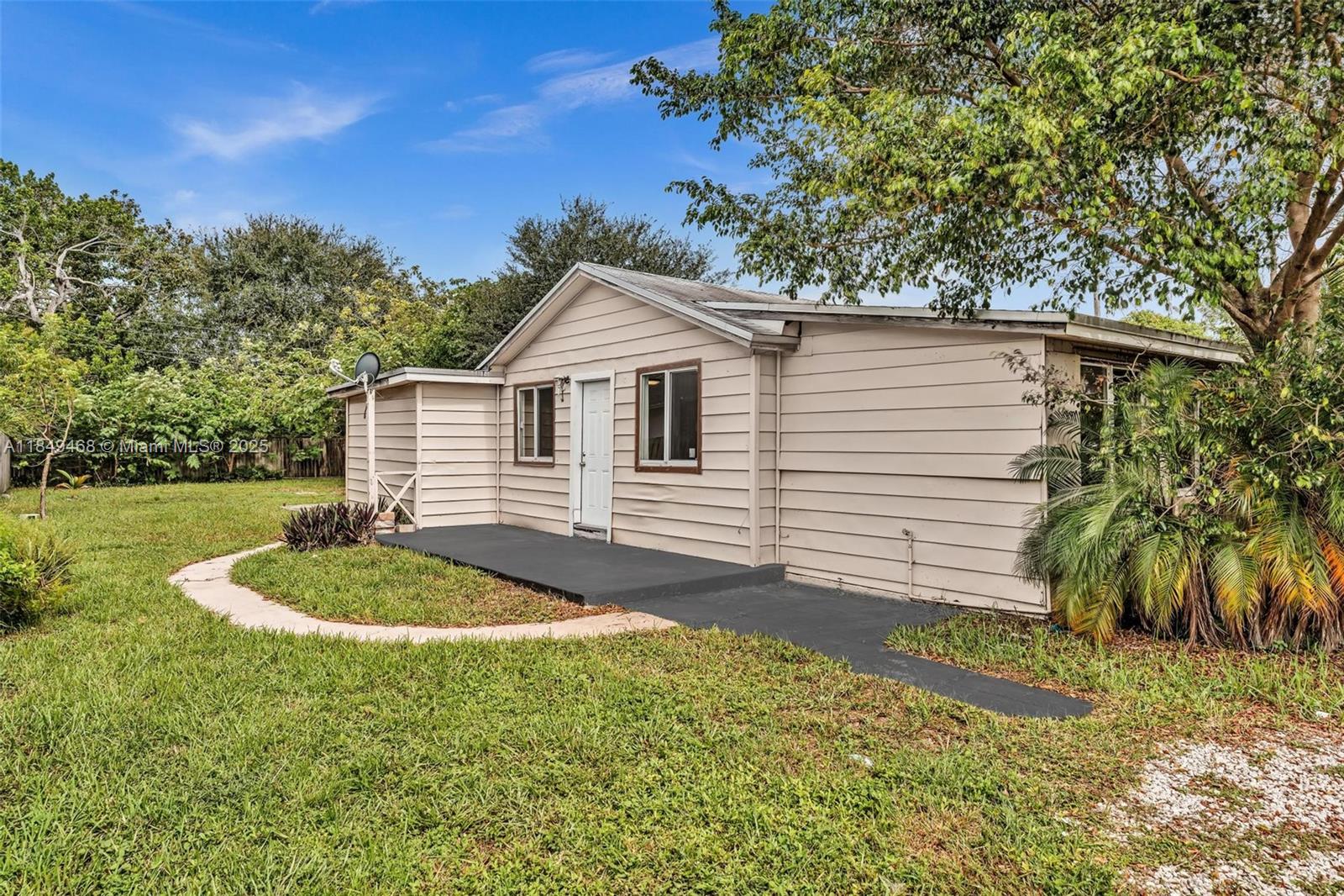 Welcome to 520 N 60th Way, Hollywood, FL, a charming 3-bed, 1-bath home that perfectly blends comfort, style, and privacy. Bright, airy interiors and a smartly designed layout make every space feel inviting and functional. Enjoy the peace of a tranquil neighborhood while being just minutes from shopping, dining, parks, and schools. Available now for immediate move-in .your new home is ready when you are!