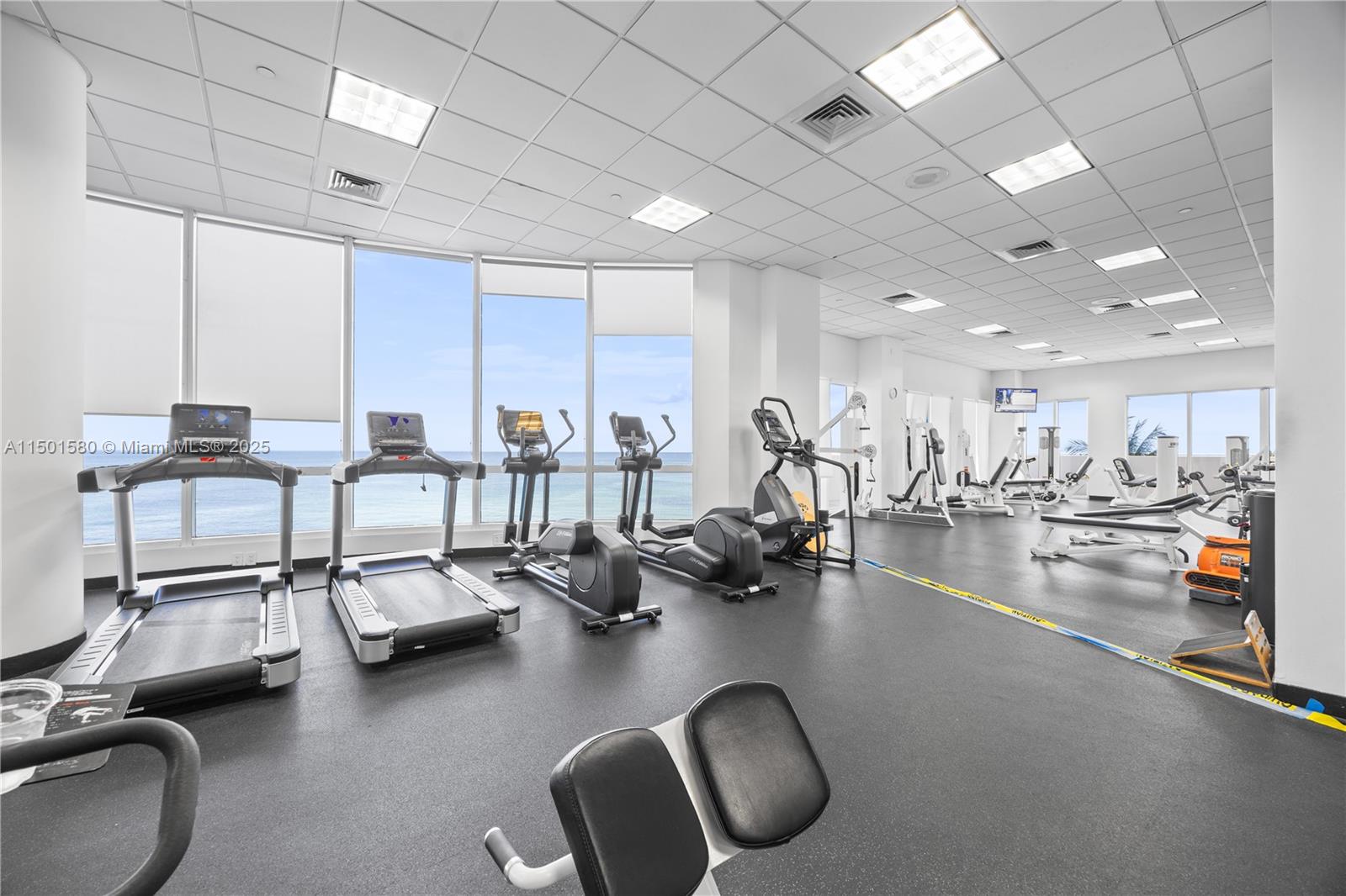 AKOYA CONDO - Residential Lease