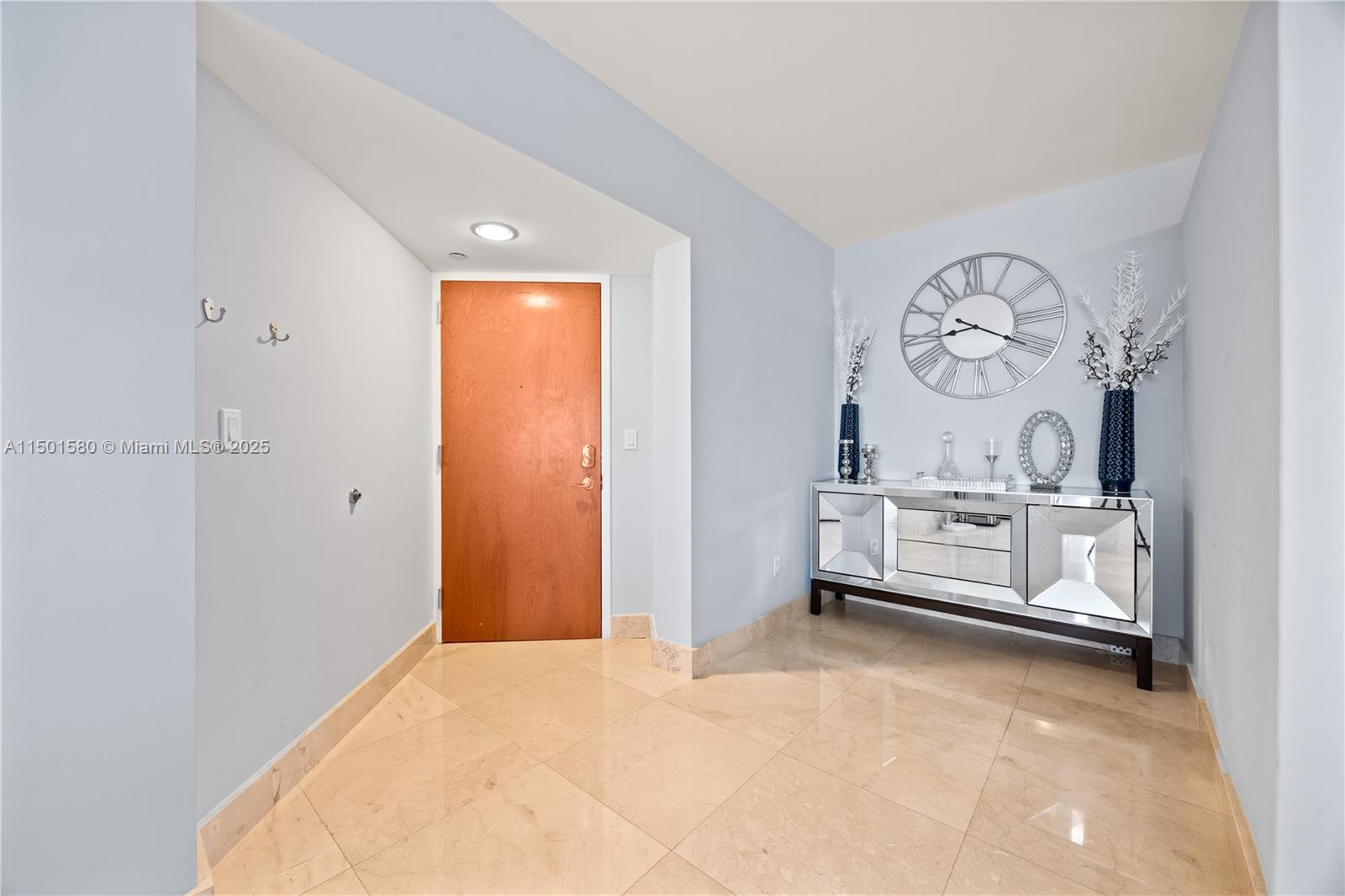 6365 Collins Ave 4106