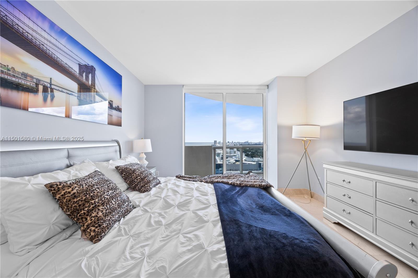 AKOYA CONDO - Residential Lease