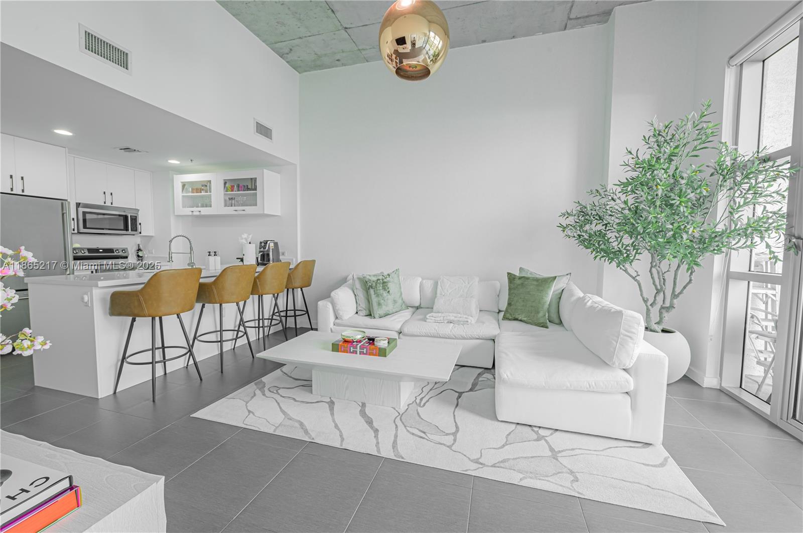 FOUR MIDTOWN MIAMI CONDO - Residential