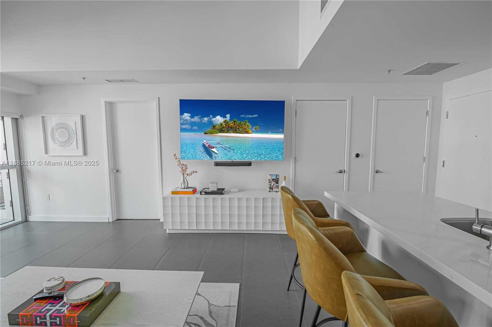 FOUR MIDTOWN MIAMI CONDO - Residential