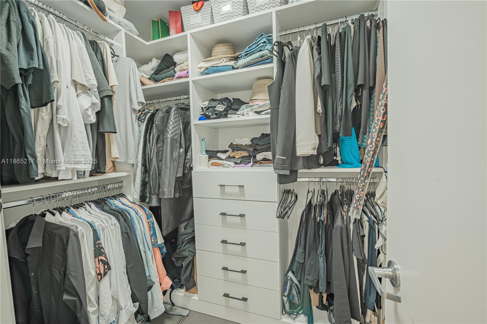 FOUR MIDTOWN MIAMI CONDO - Residential