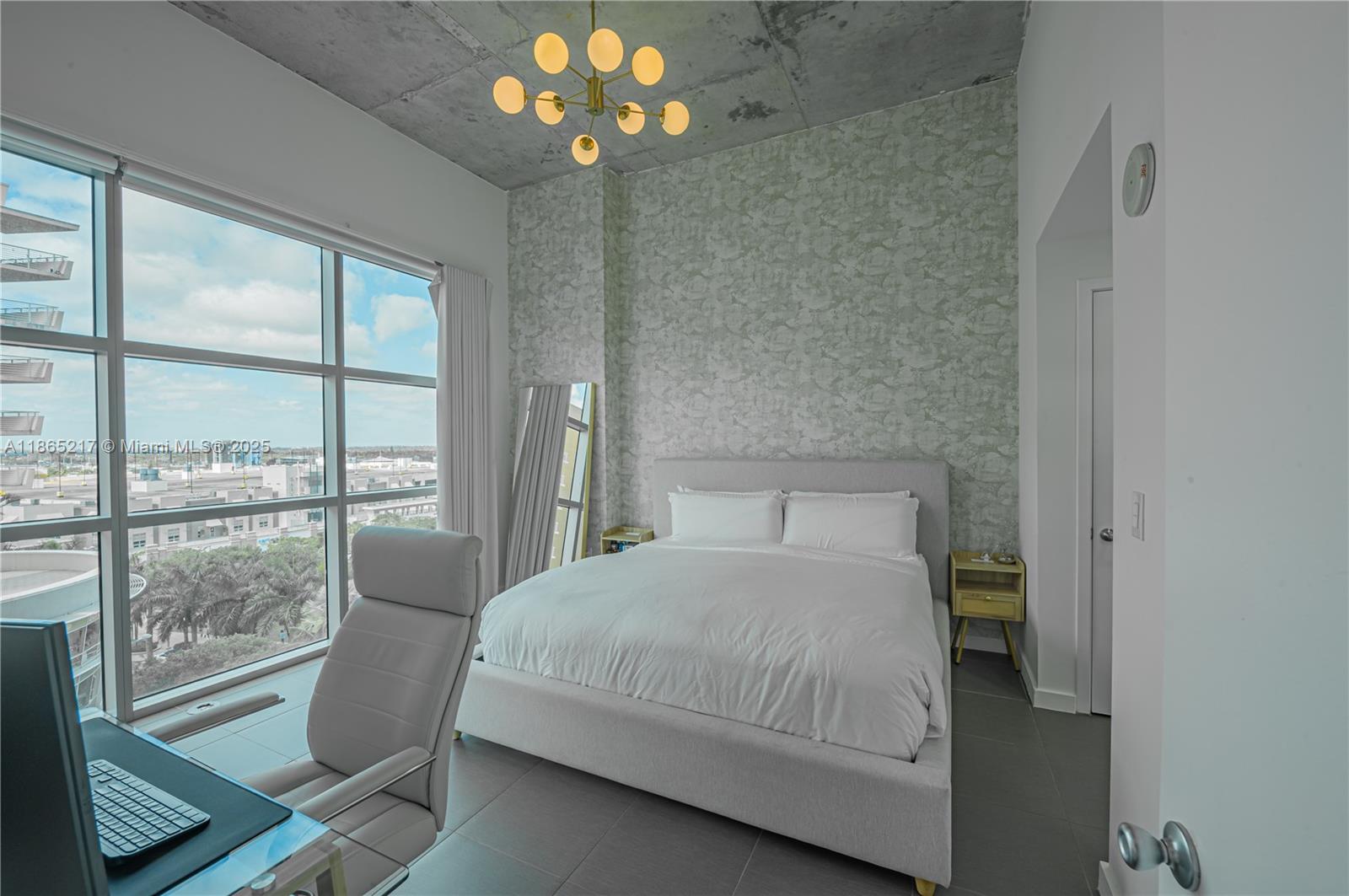 FOUR MIDTOWN MIAMI CONDO - Residential