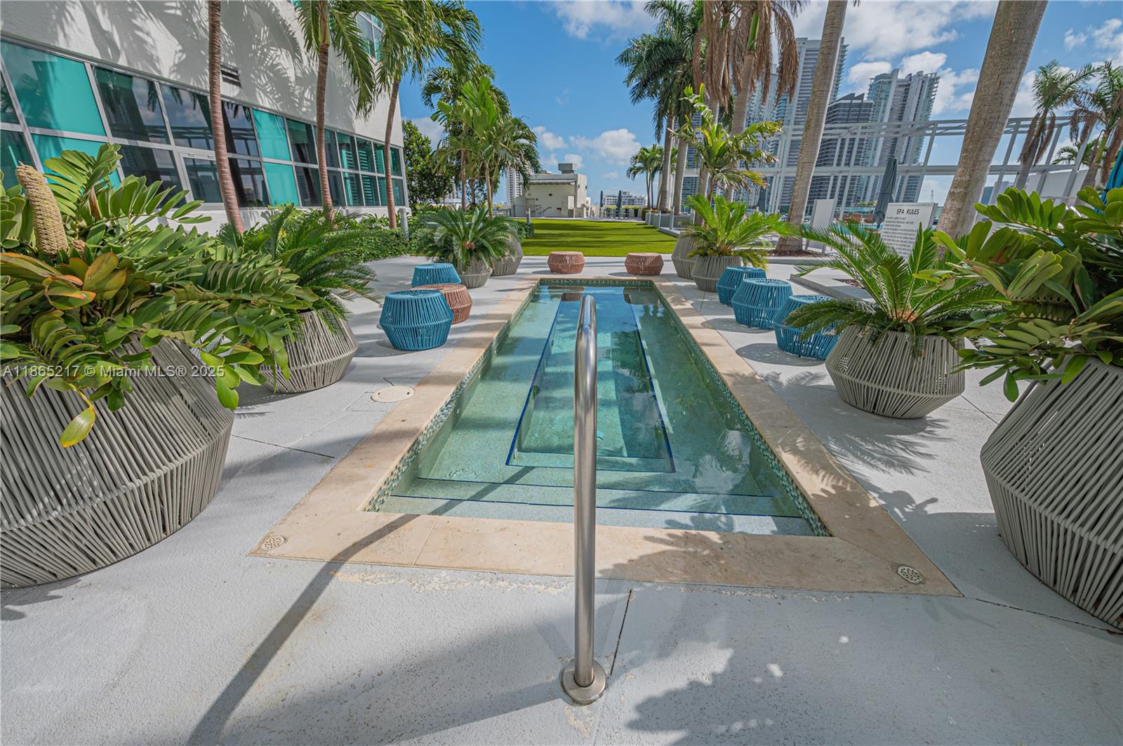 FOUR MIDTOWN MIAMI CONDO - Residential