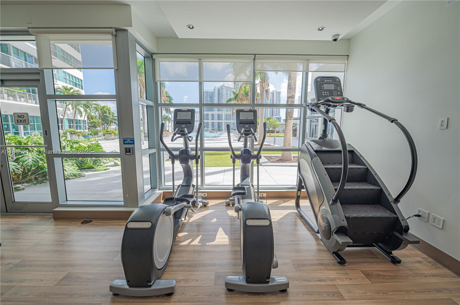 FOUR MIDTOWN MIAMI CONDO - Residential