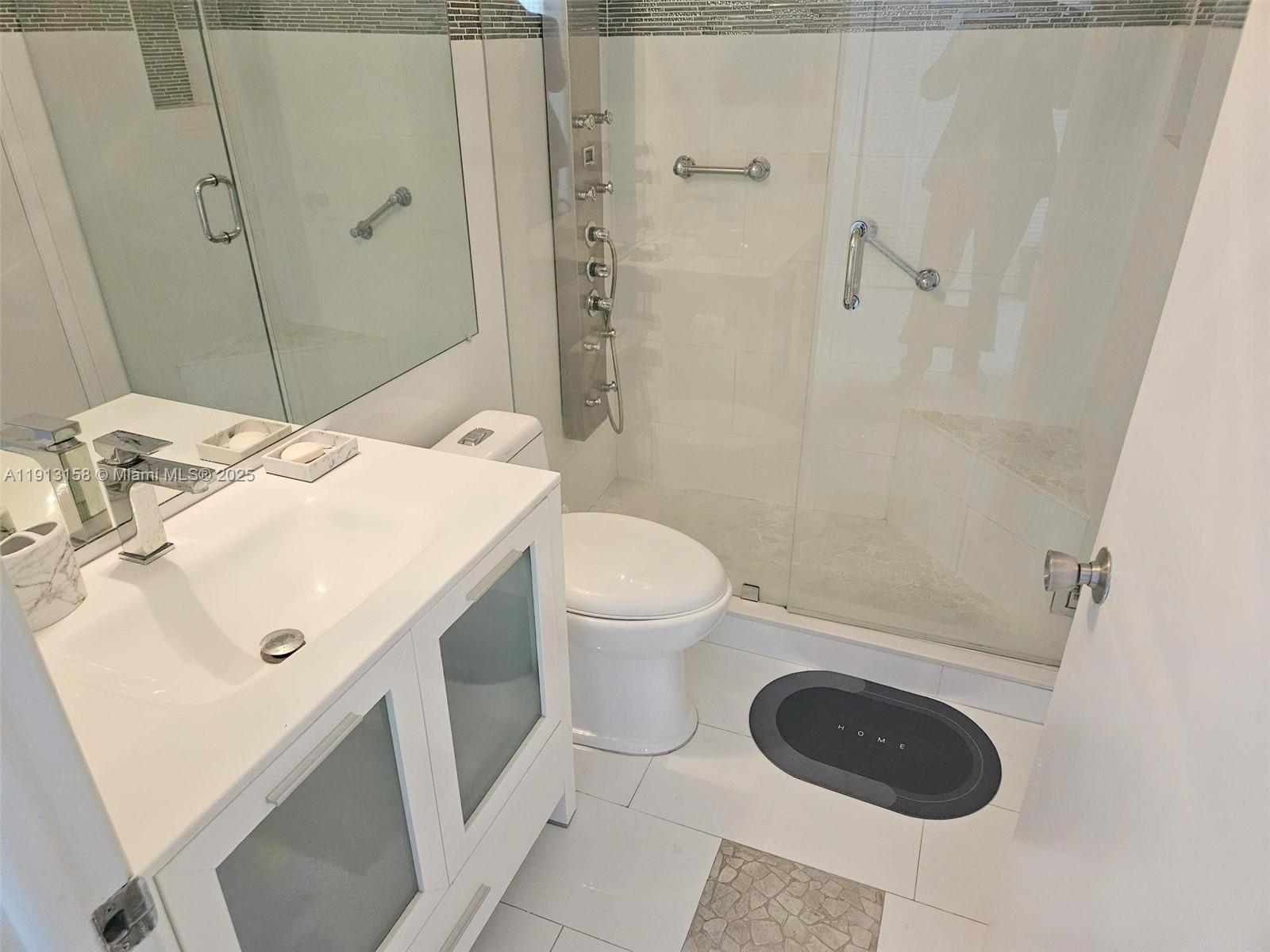 ISOLA CONDO - Residential Lease