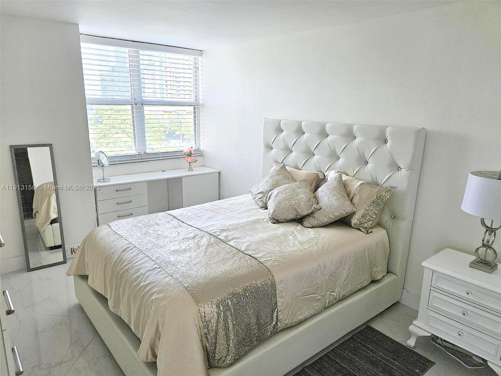 ISOLA CONDO - Residential Lease