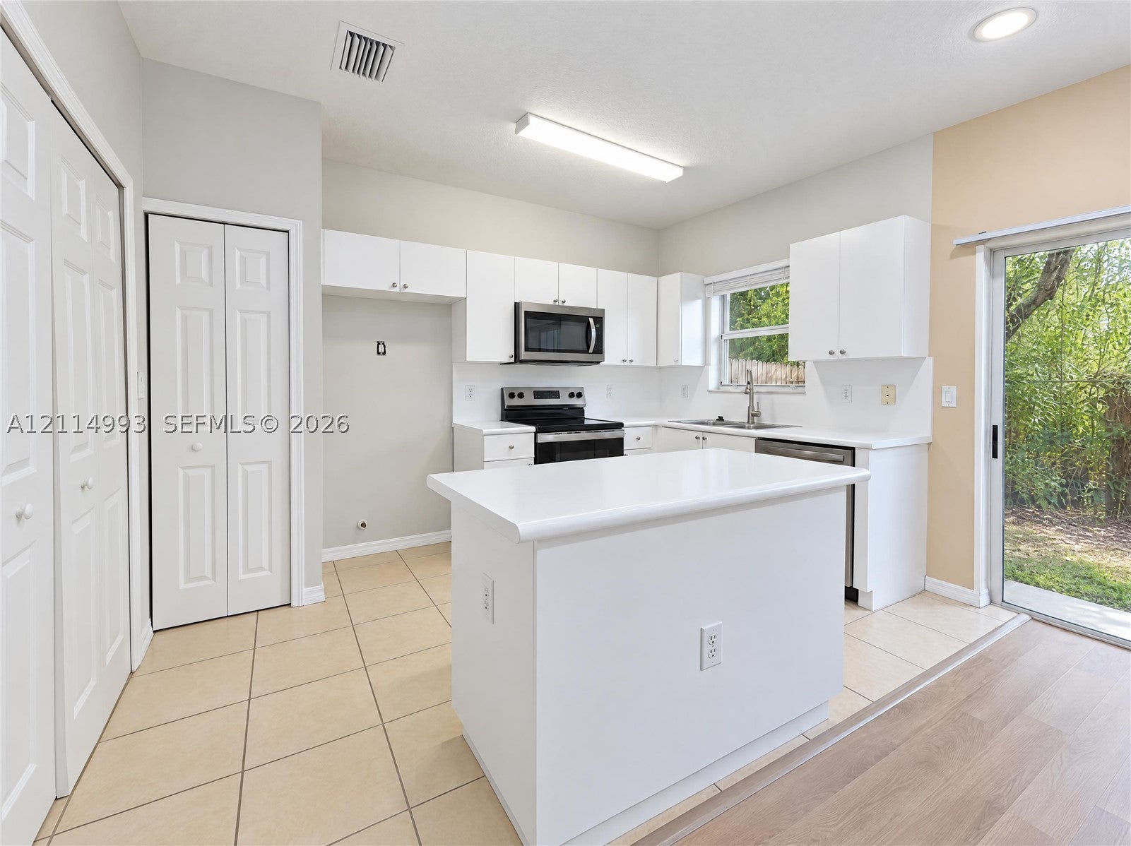 1526 SE 31st Ct