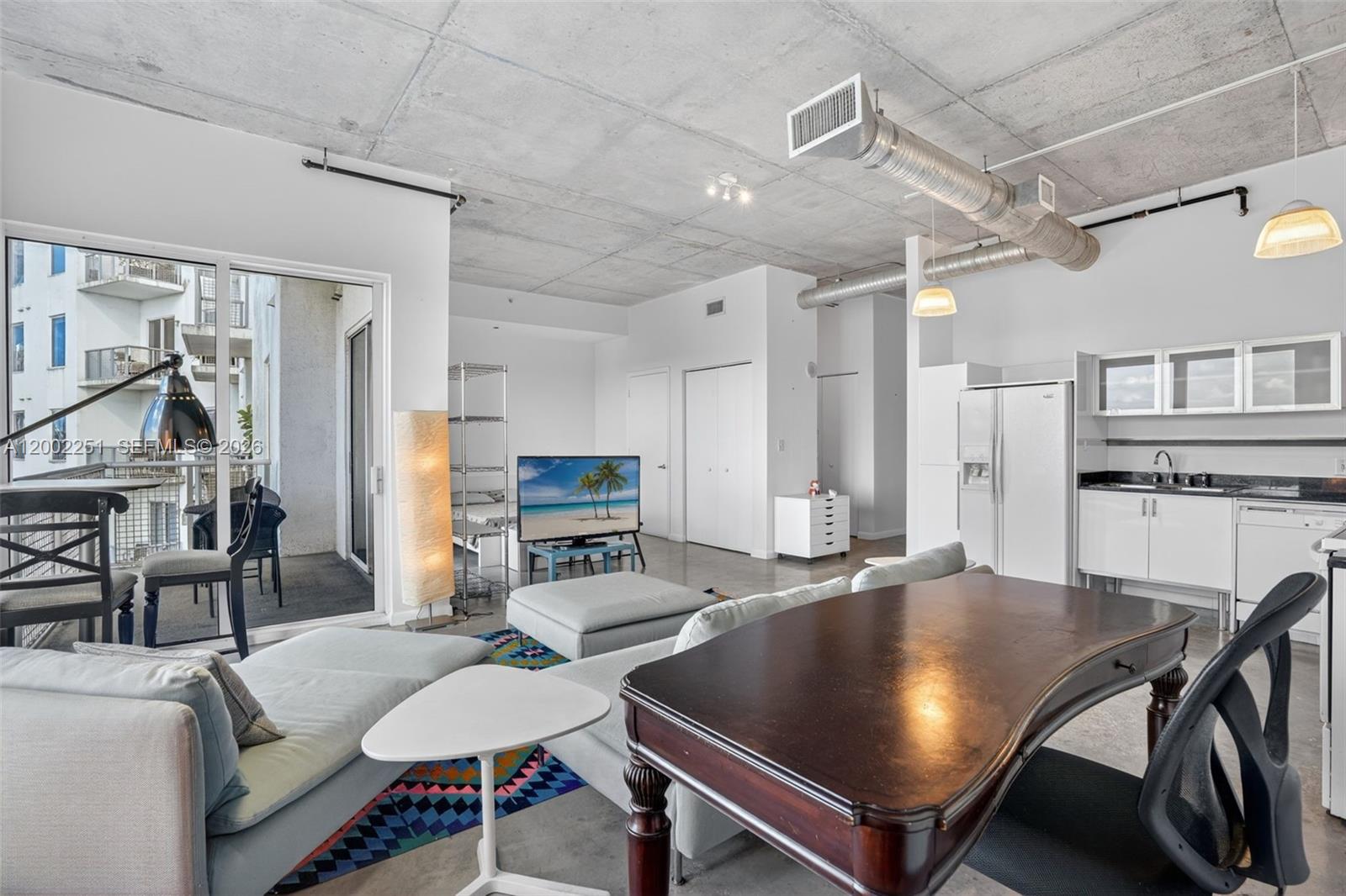 NEO CONDO - Residential Lease