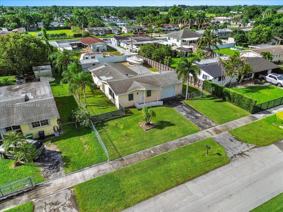 BEL-AIRE HOMES 1ST ADDN - Residential Lease