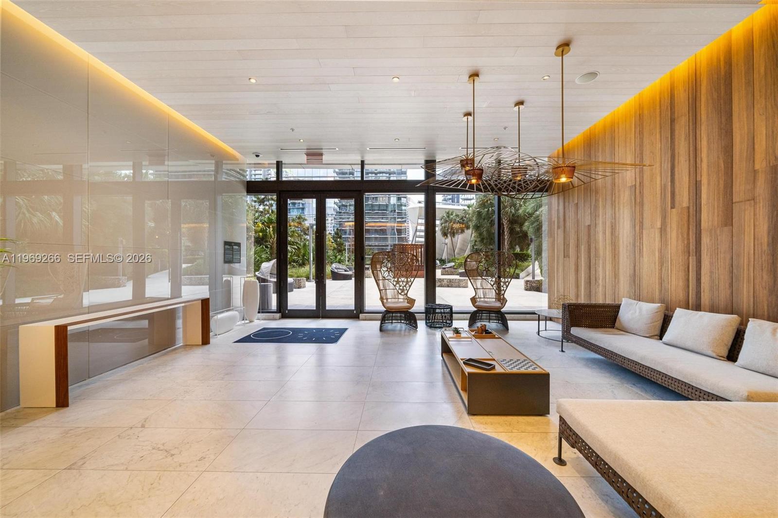 RISE CONDO - Residential