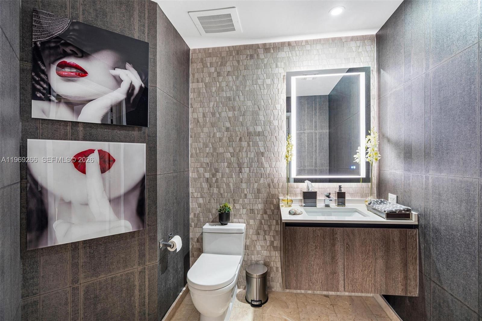 RISE CONDO - Residential