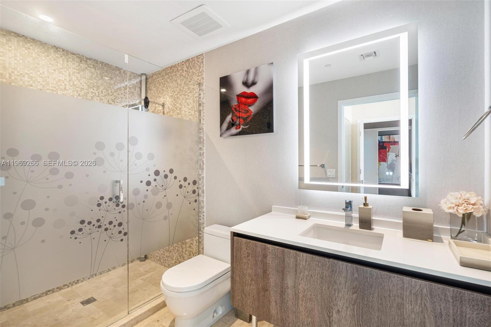 RISE CONDO - Residential