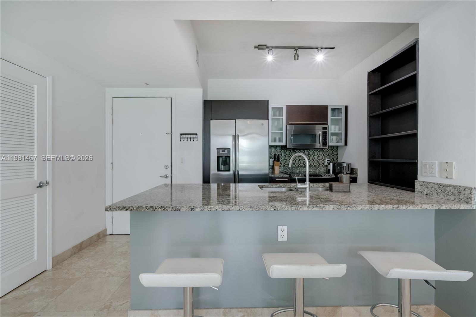 950 Brickell Bay Dr 1403