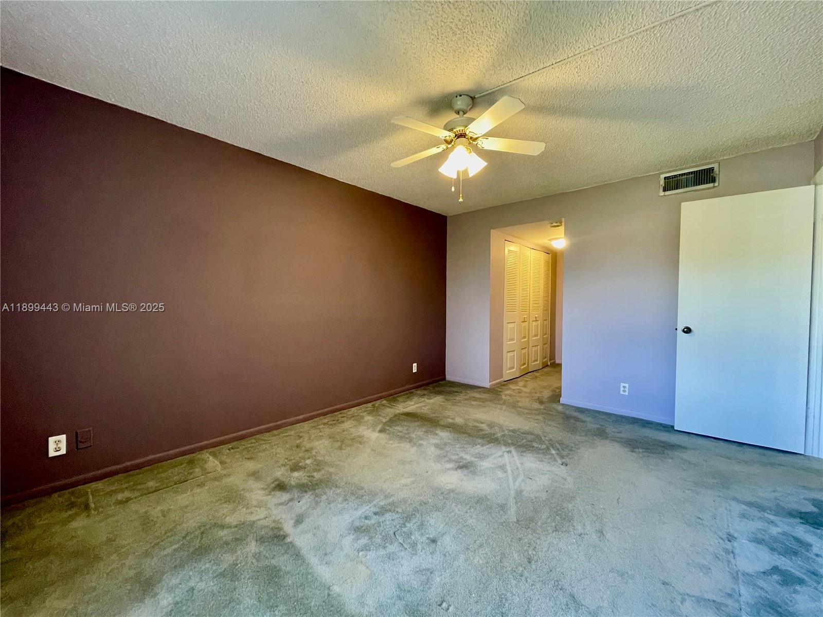 SUNRISE LAKES 156 CONDO - Residential