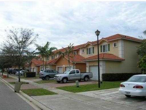 6482 Catalina Ln 6482