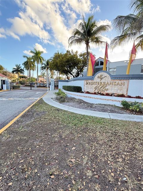 6272 NW 186th St 301 Hialeah FL 33015