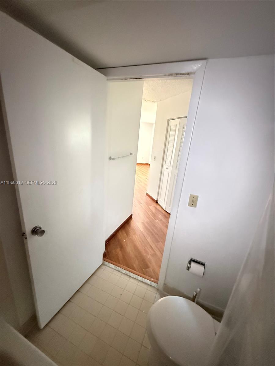 MEDITERRANEAN VILLAS COND - Residential