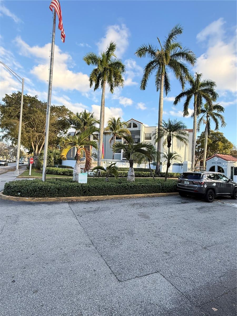 6272 NW 186th St 301