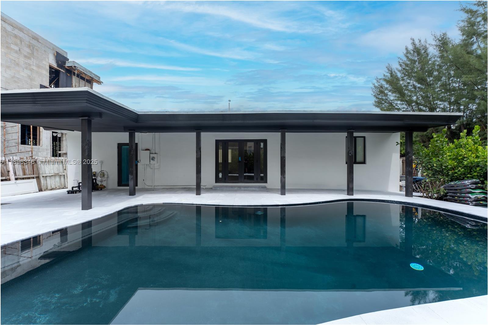 NAUTILUS SUB - Residential Lease