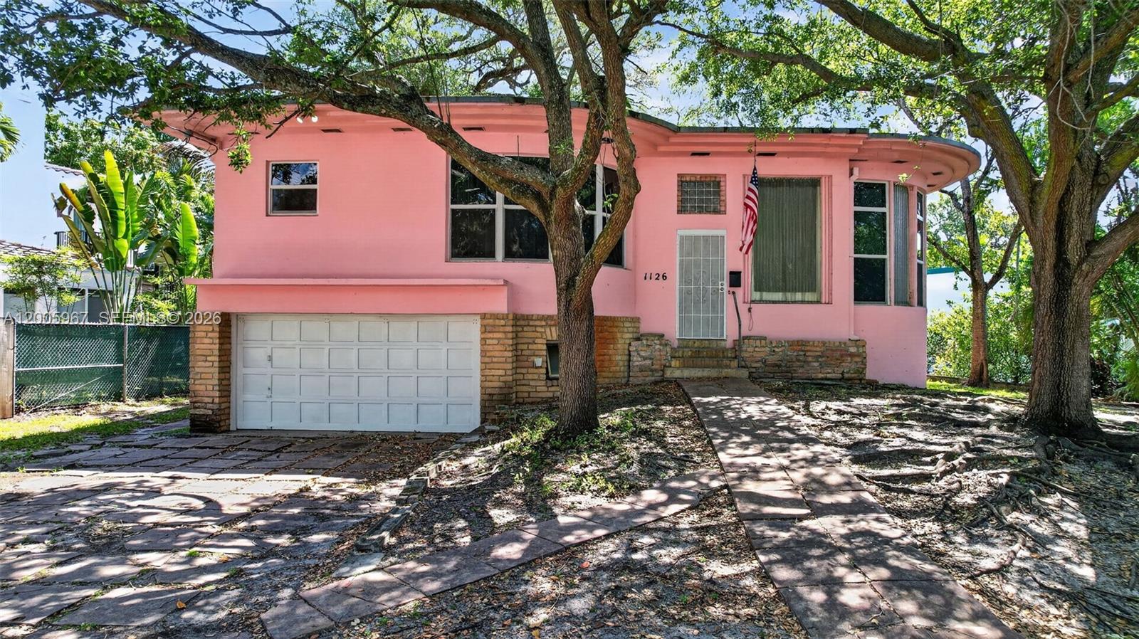 TARPON RIVER - Residential Income