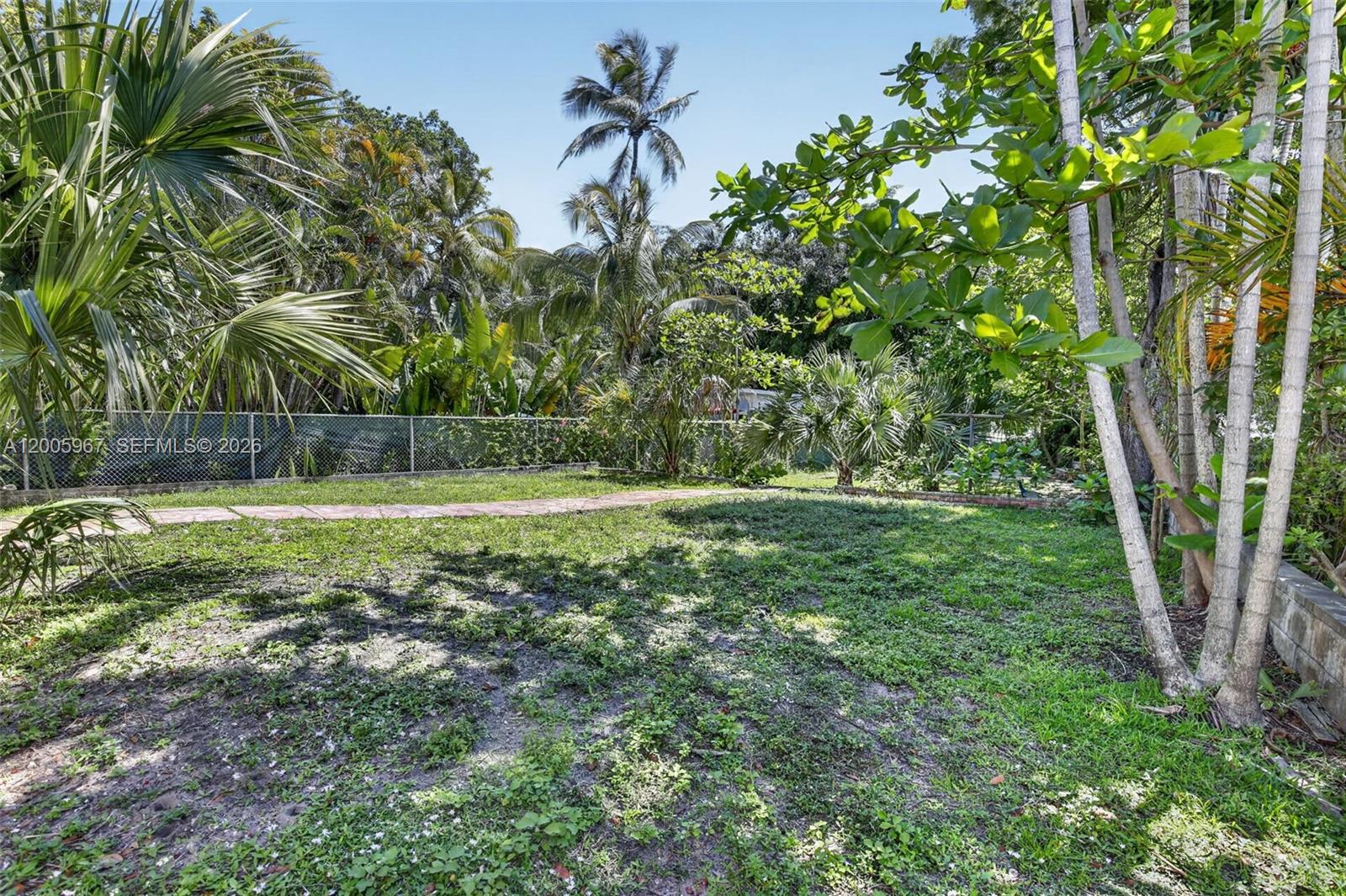 TARPON RIVER - Residential Income