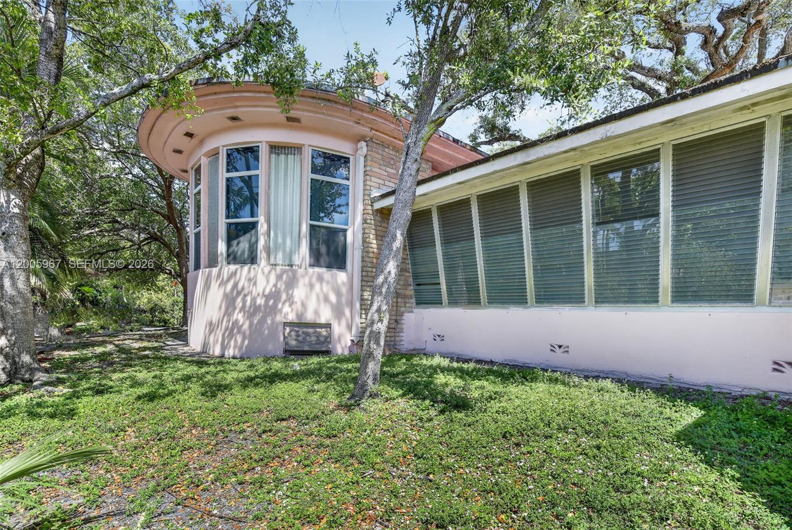TARPON RIVER - Residential Income