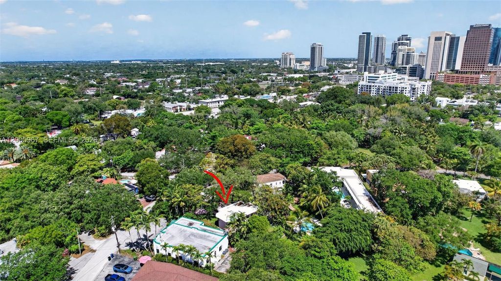 Photo of 1126 SE 2nd Ave, Fort Lauderdale, FL 33316 (MLS # A12005967)