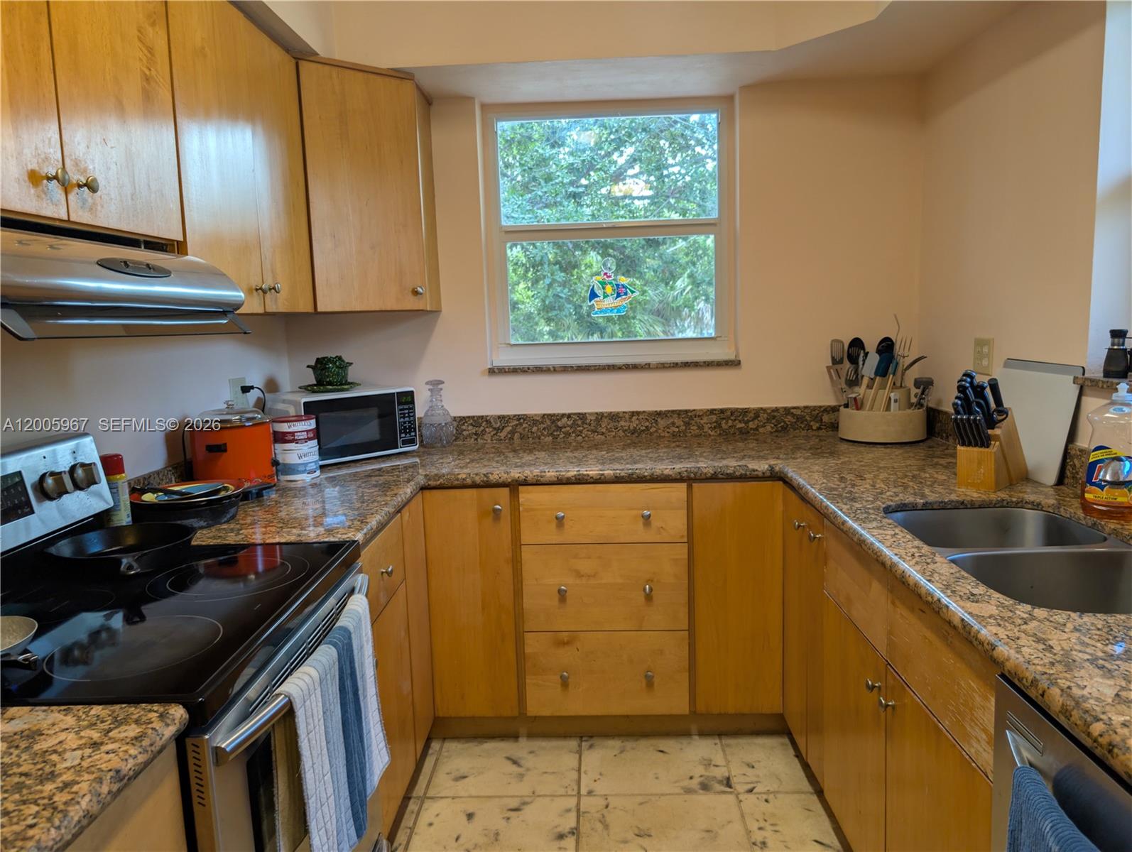 TARPON RIVER - Residential Income