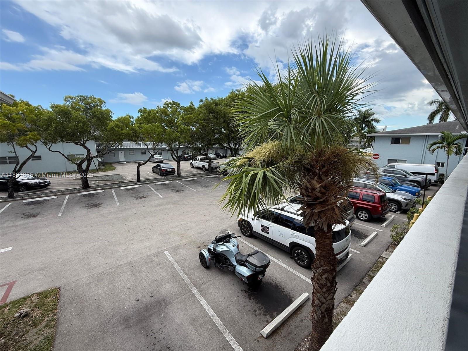 SUNDANCE AT PLANTATION CO - Residential Lease