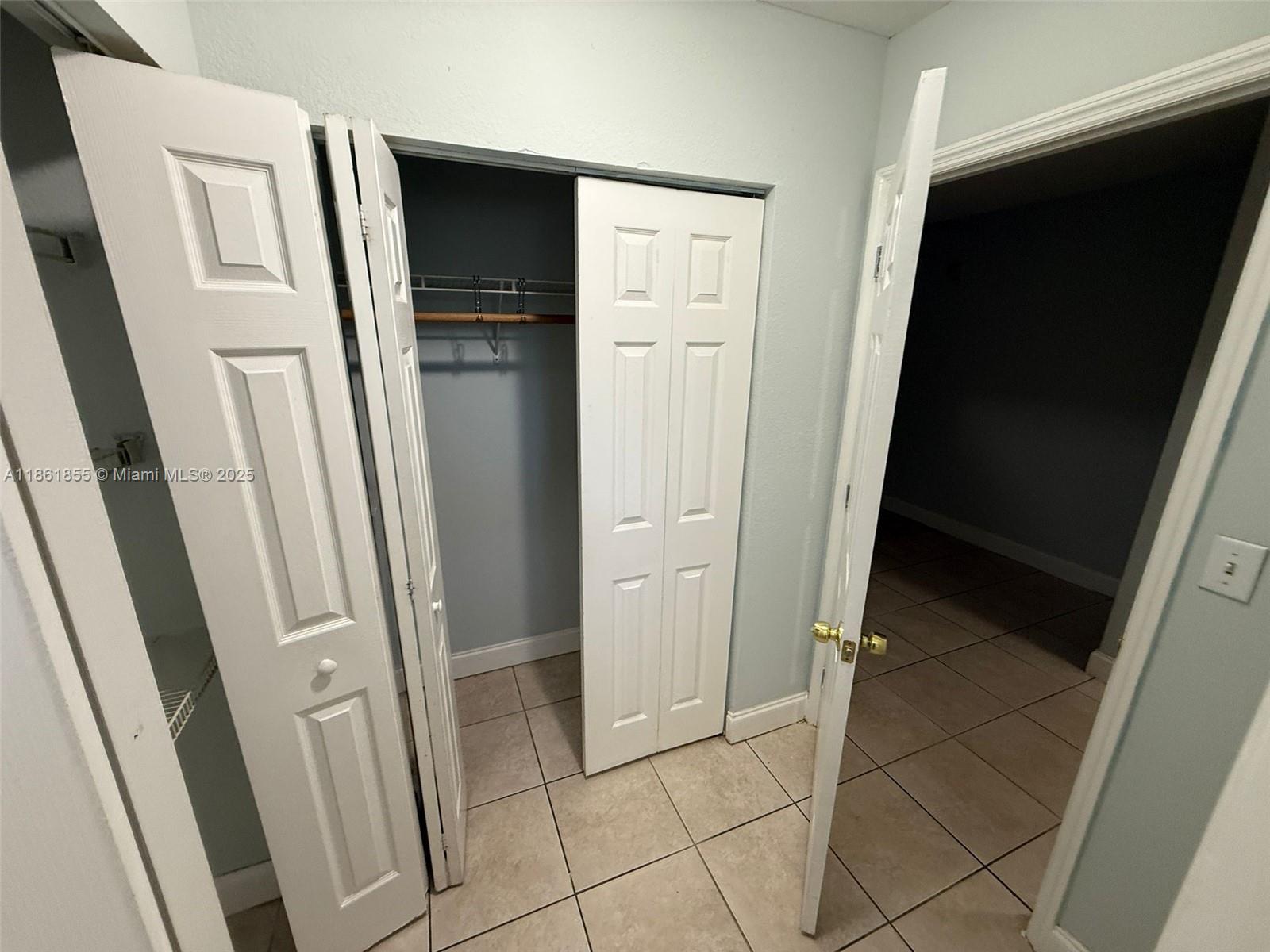 SUNDANCE AT PLANTATION CO - Residential Lease