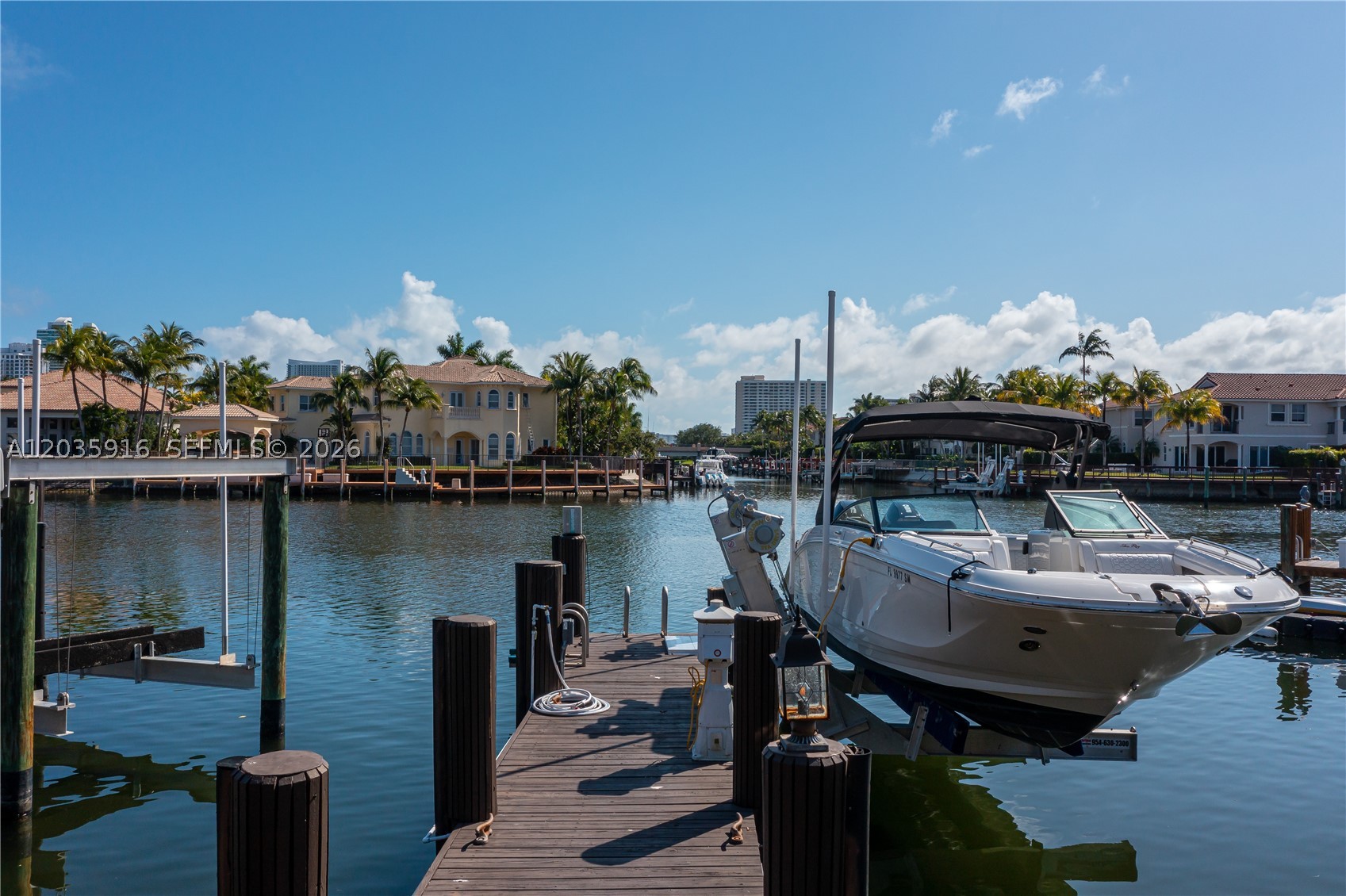 954 Sanibel Dr 954