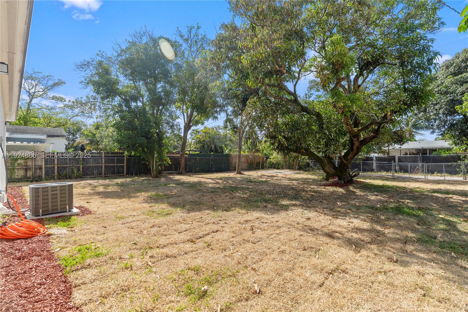 OVERBROOK SHORES NO 3 - Residential Lease