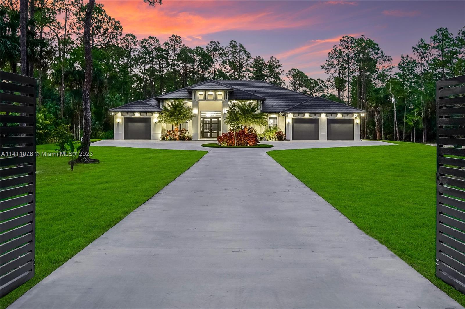 Property for Sale at 729 Ne 24 Ave, Naples, Collier County, Florida - Bedrooms: 5 
Bathrooms: 5  - $3,100,000