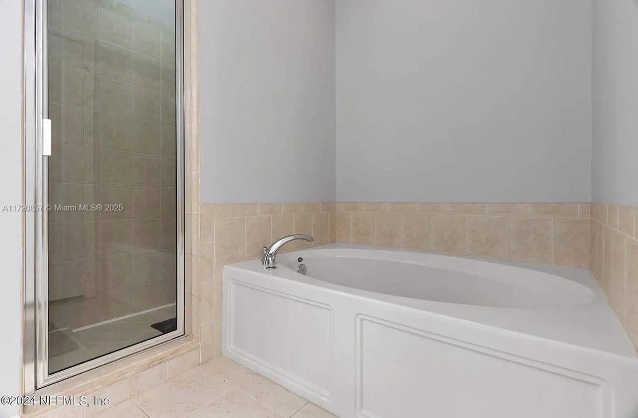 RIVER OAKS - Residential Lease