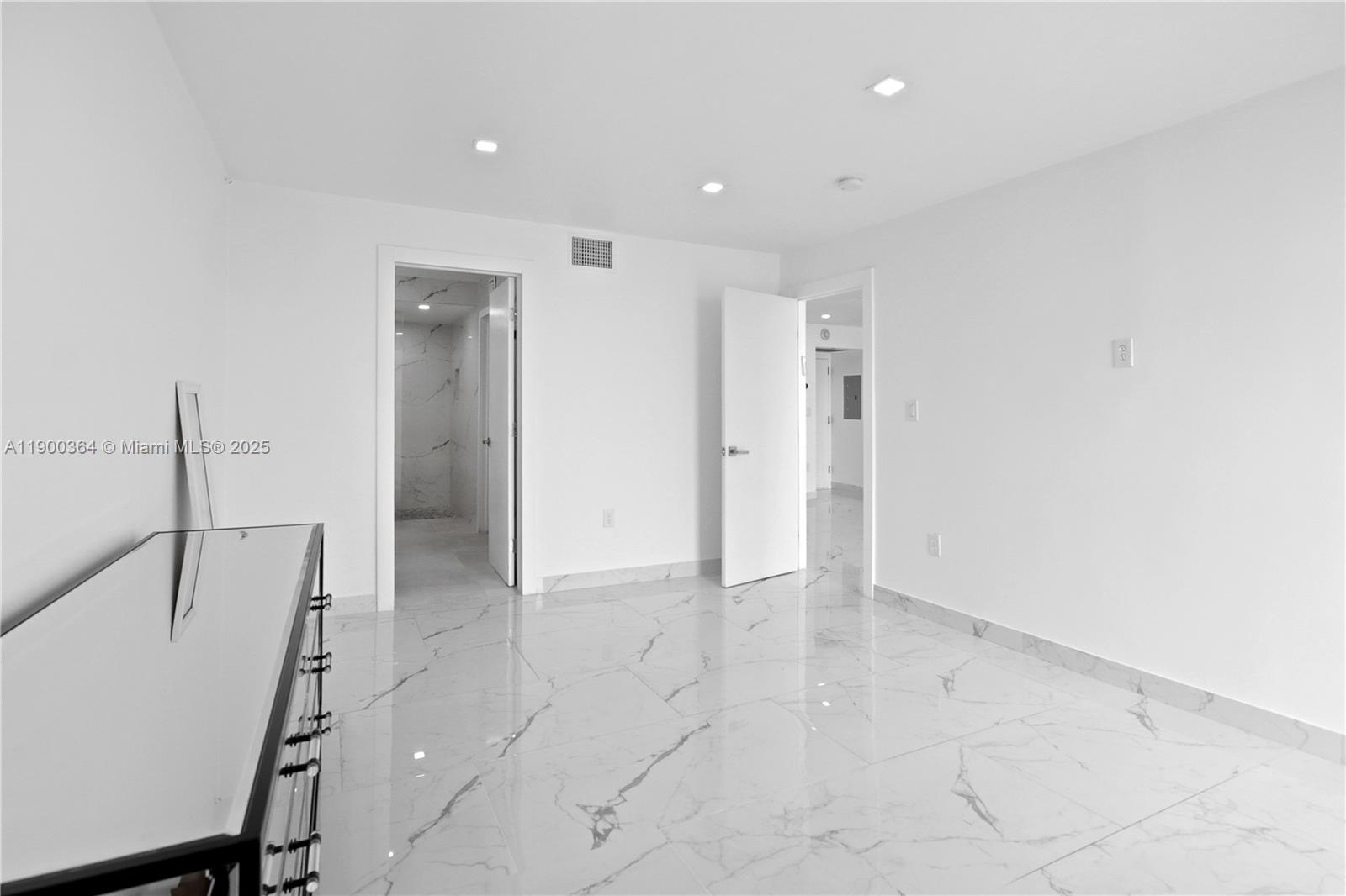 AVENTURA ELDORADO CONDO - Residential