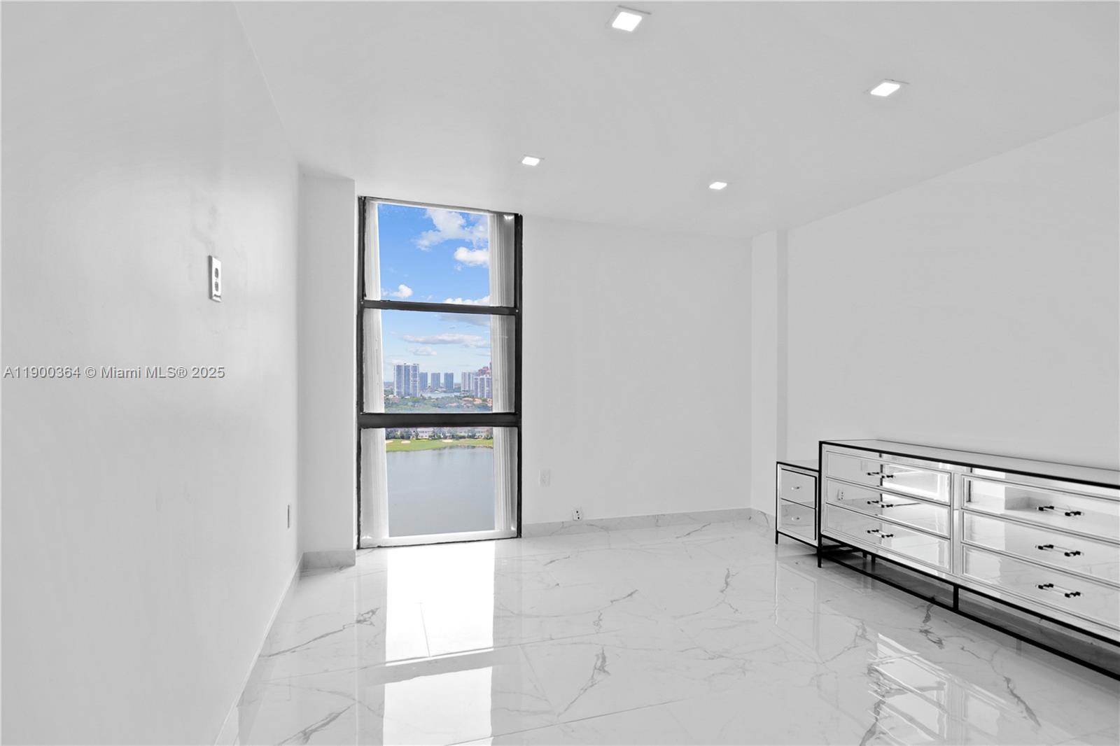 AVENTURA ELDORADO CONDO - Residential