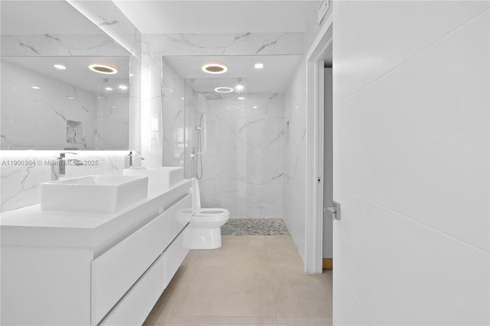 AVENTURA ELDORADO CONDO - Residential
