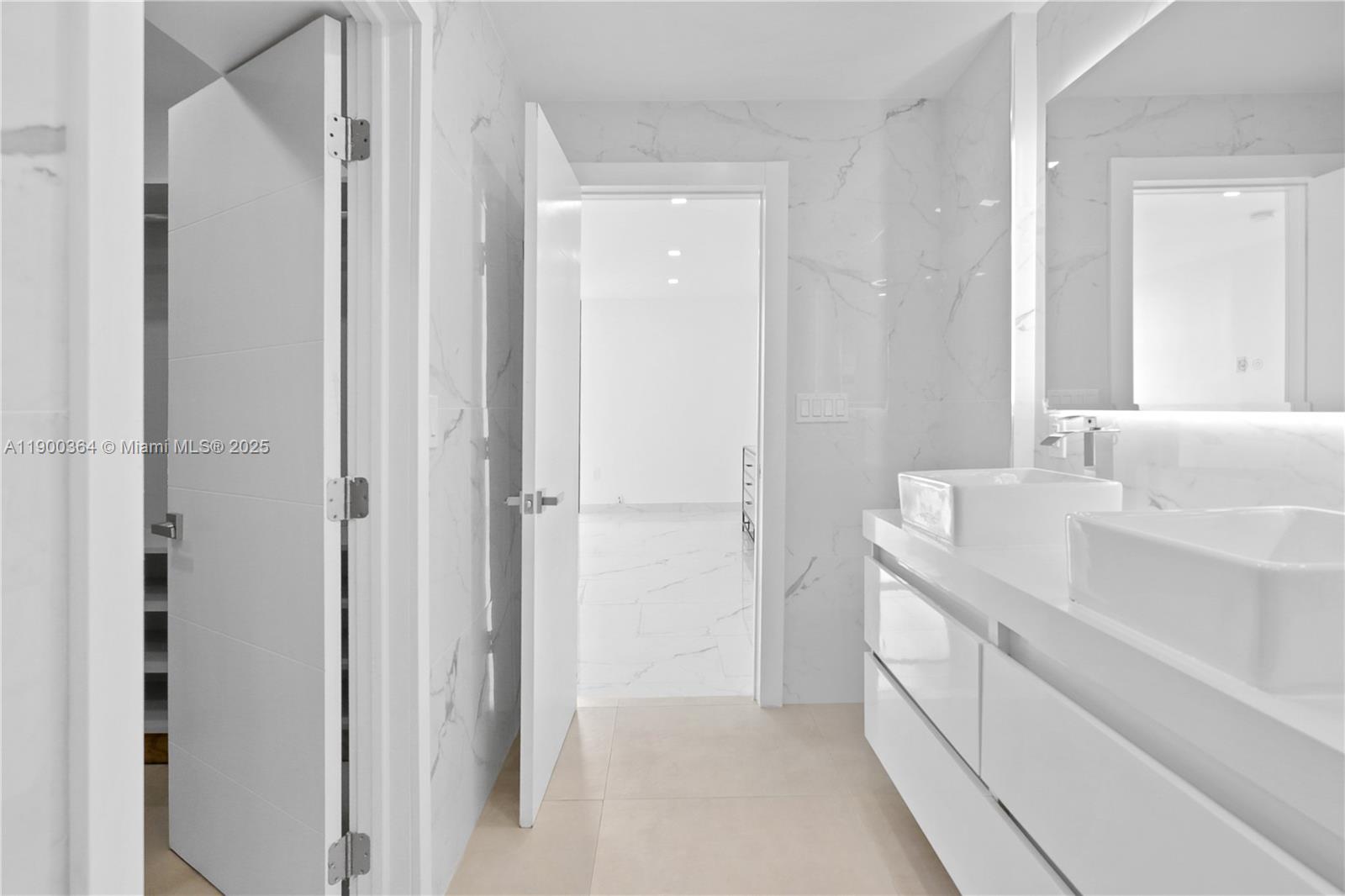 AVENTURA ELDORADO CONDO - Residential