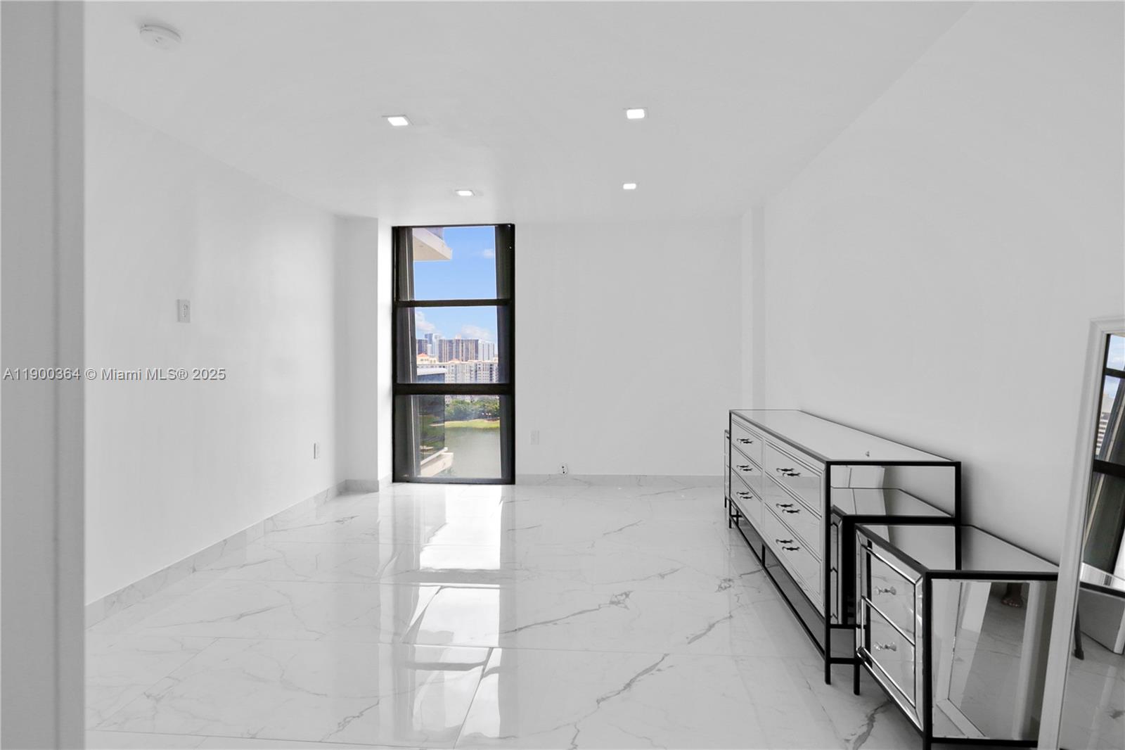 AVENTURA ELDORADO CONDO - Residential