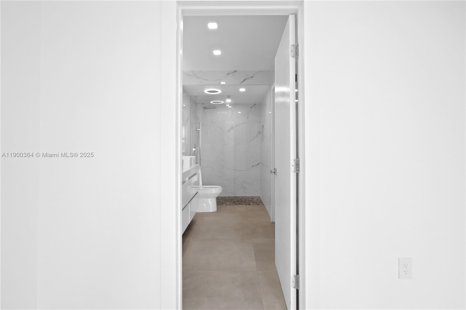AVENTURA ELDORADO CONDO - Residential