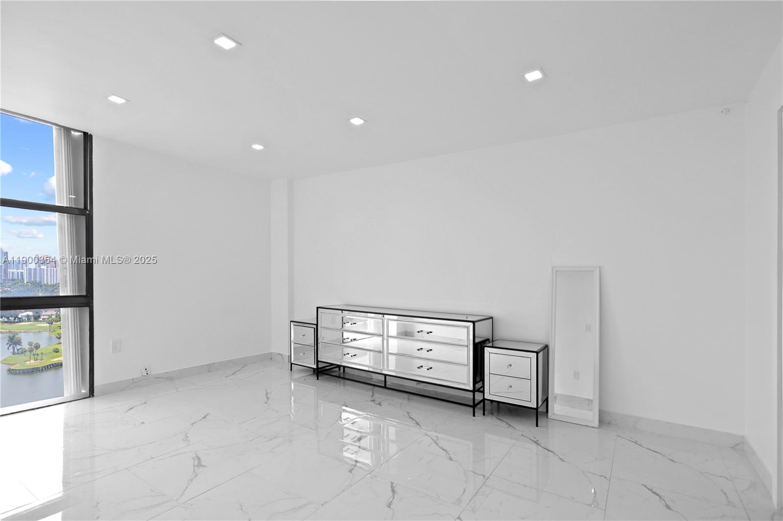 AVENTURA ELDORADO CONDO - Residential