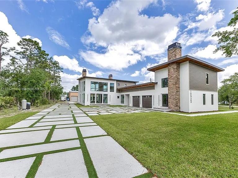 Rocket Citya - Residential Income