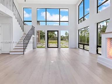 Rocket Citya - Residential Income