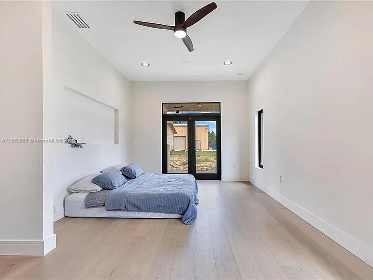 Rocket Citya - Residential Income